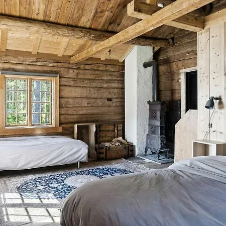 Historic Idyll By Espedalsvannet Holiday home